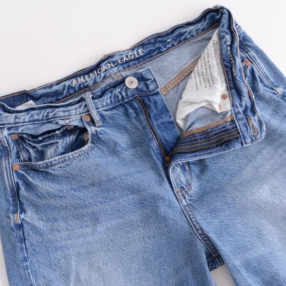 American Eagle 90's Boyfriend Distress Jeans Denim Size 8 - Picture 15 of 16